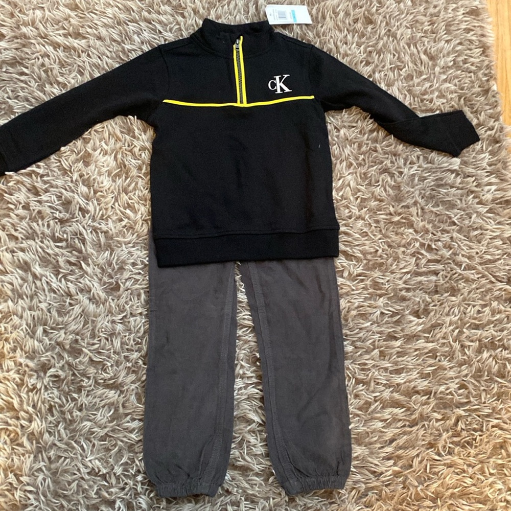 Brand new with tags Calvin Klein Set